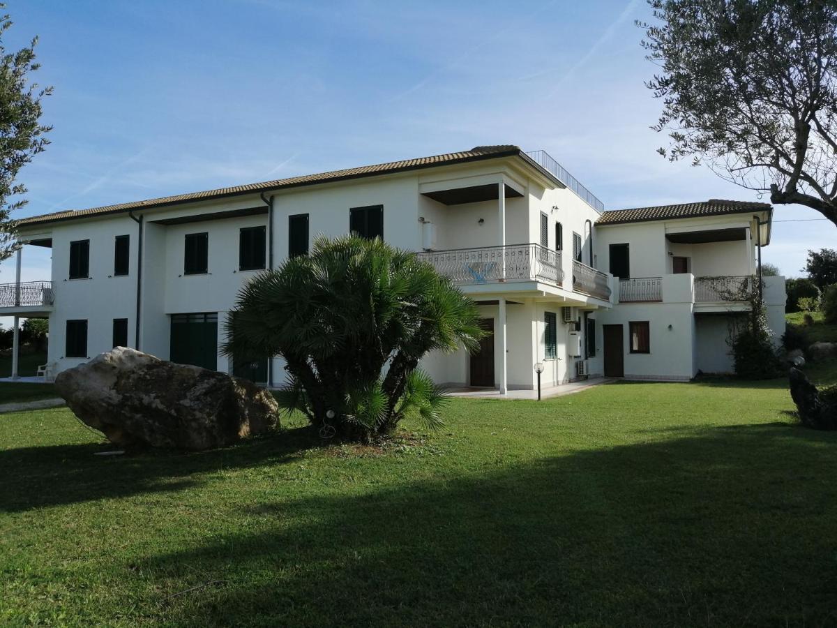 Tenute Delogu Wine Resort (Adults Only) Santa Maria la Palma Extérieur photo